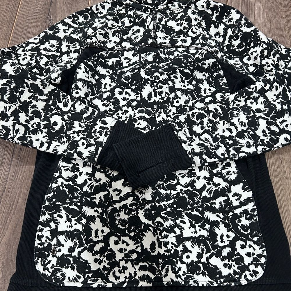 Lululemon Jacket - Picture 3 of 3